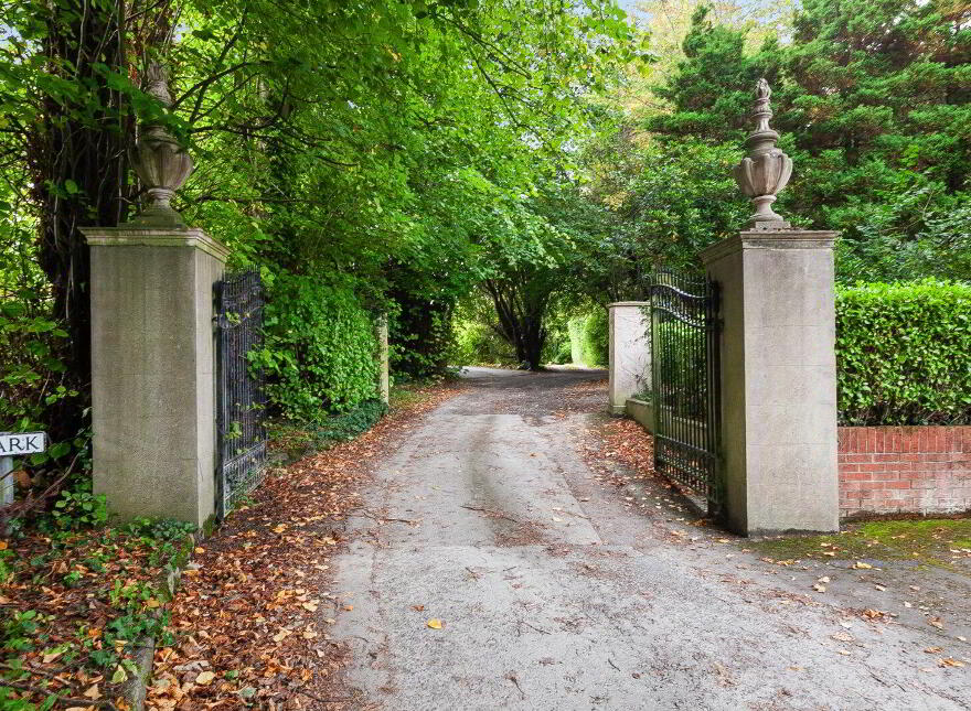 Tudor Hall, 5 Tudor Park, Holywood, BT18 0NX