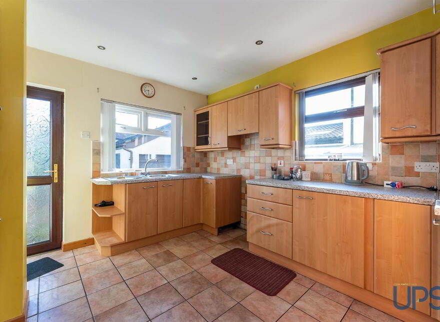22 Riverdale Park West, Belfast, BT11 9DE