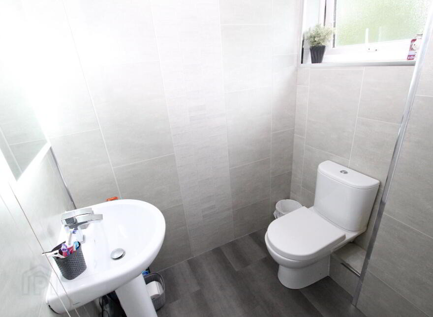 17 Orchard Grove, Crumlin, BT29 4SB