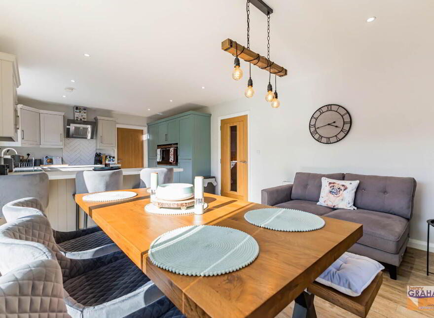 6b Woodfall Manor, Anahilt, Hillsborough, BT26 6LZ