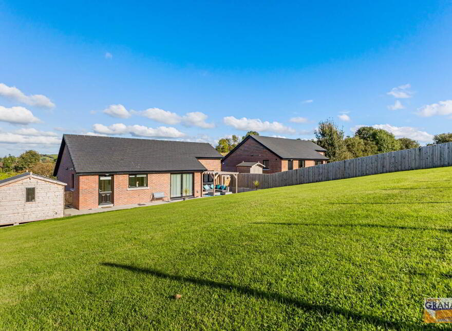 6b Woodfall Manor, Anahilt, Hillsborough, BT26 6LZ