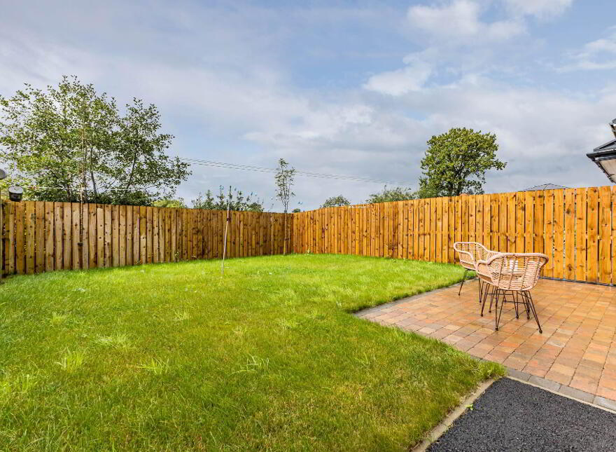 55 Sir Richard Wallace Gardens, Lisburn, BT28 3FL