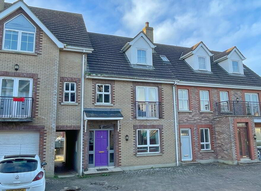 STUDENT LETTINGS 26/27, 1 Portstewart Area, Viewings Commence Janu...Portstewart, BT55 7AF photo