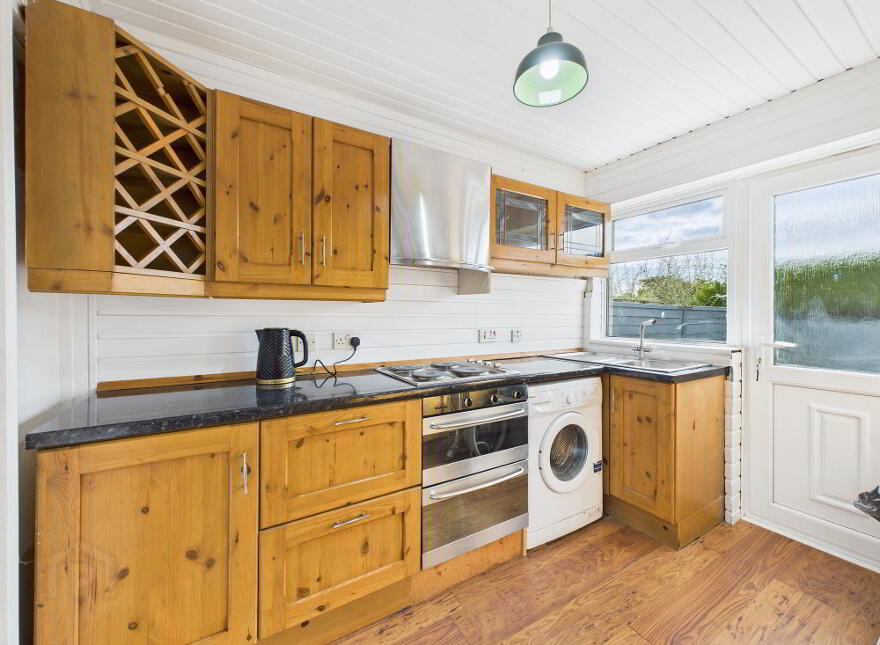 37 Sunnyside Park, Belfast, BT7 3DT
