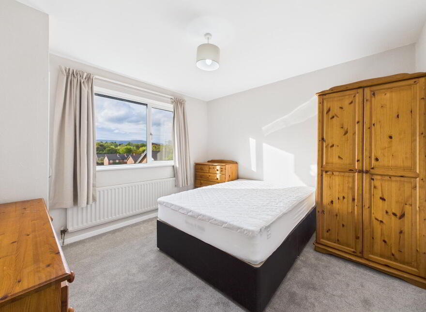 37 Sunnyside Park, Belfast, BT7 3DT