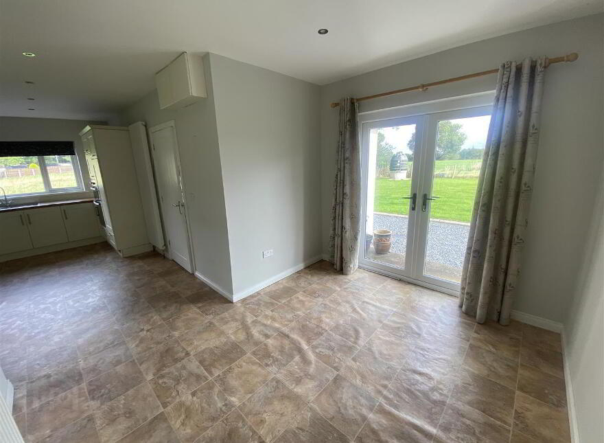 227 Tandragee Road, Portadown, BT62 3RA