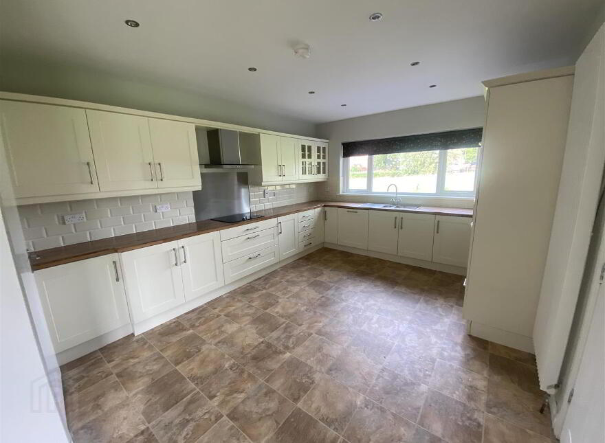227 Tandragee Road, Portadown, BT62 3RA
