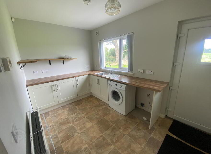 227 Tandragee Road, Portadown, BT62 3RA