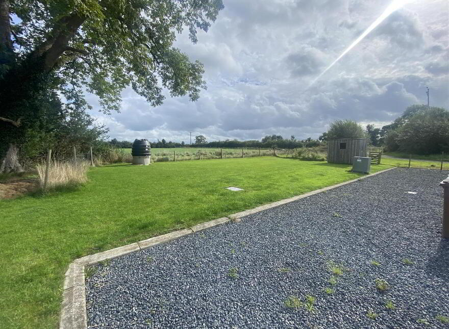 227 Tandragee Road, Portadown, BT62 3RA
