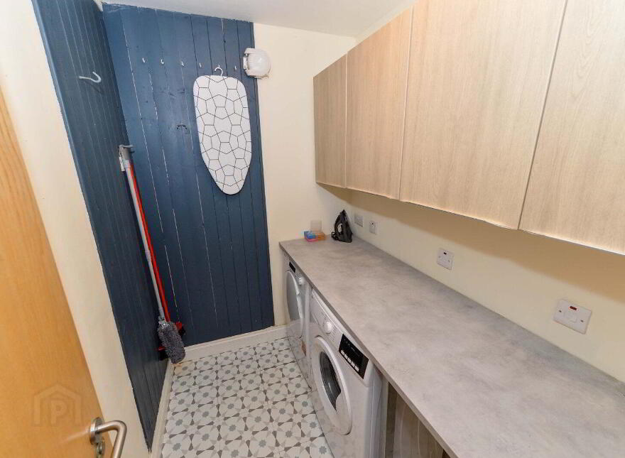 Apartment 1 4 Lewis Mews, Belfast, BT4 1FY