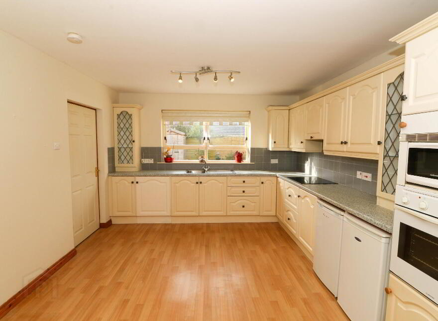 5 Tullybrannigan Way, Newcastle, BT33 0TJ