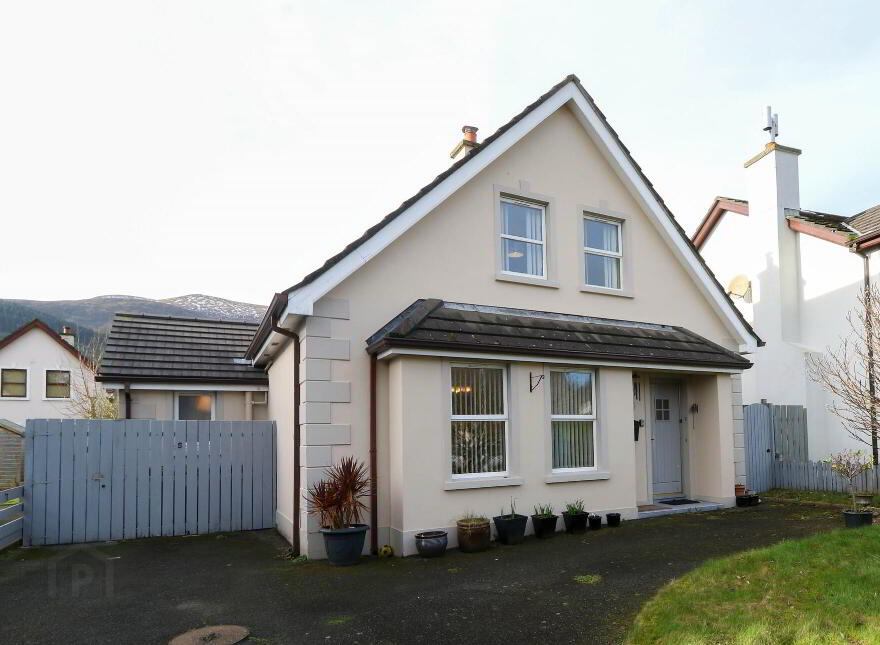 5 Tullybrannigan Way, Newcastle, BT33 0TJ photo