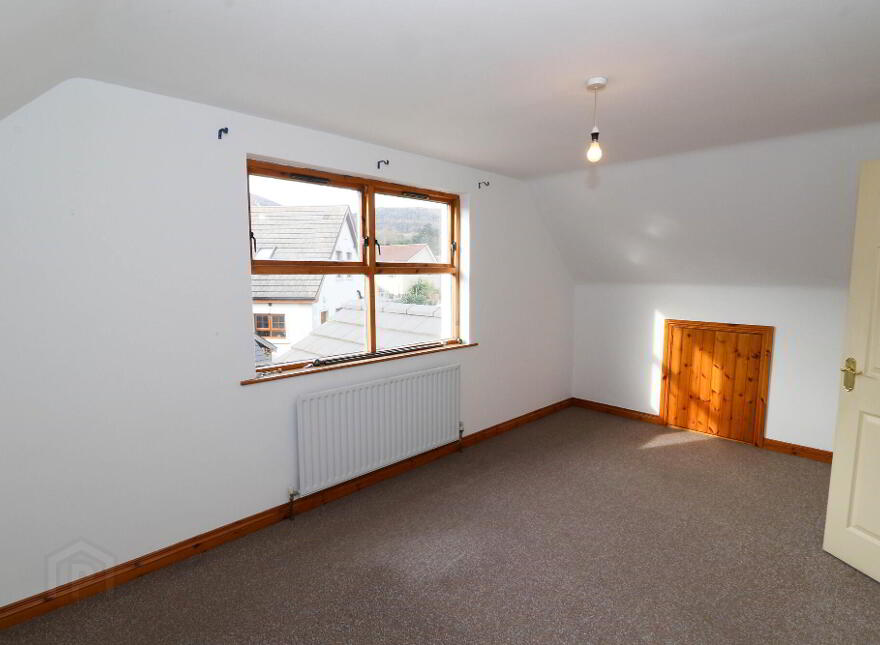 5 Tullybrannigan Way, Newcastle, BT33 0TJ