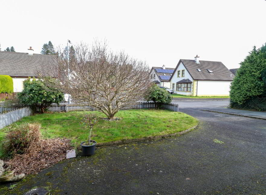 5 Tullybrannigan Way, Newcastle, BT33 0TJ