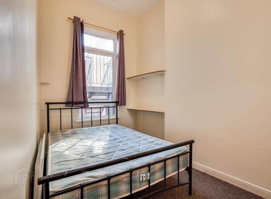 Flat 2, 42 University Street, Belfast, BT7 1FZ