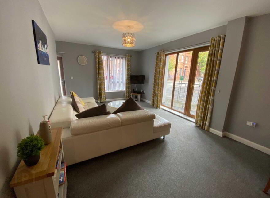 Apt 1, Templemore Avenue, Belfast, BT5 4FX