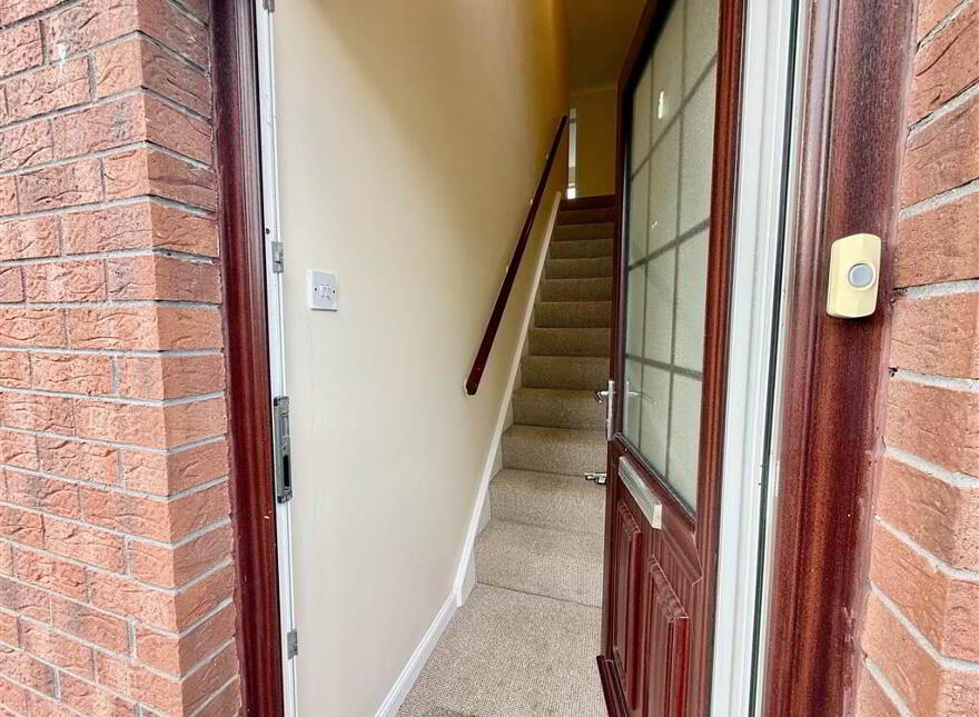 10 Earlswood Grove, Ballyhackamore, Belfast, BT4 3EF