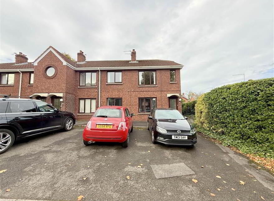 10 Earlswood Grove, Ballyhackamore, Belfast, BT4 3EF