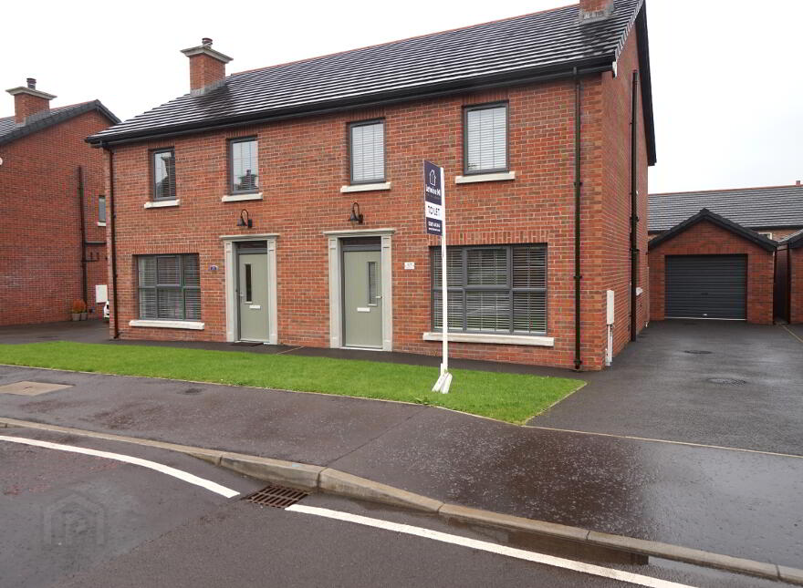 37 Beechcroft, Lurgan, BT66 7GL photo
