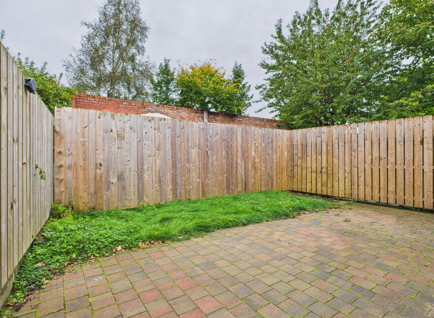 3 Kincora Mews, Belfast, BT4 3DN