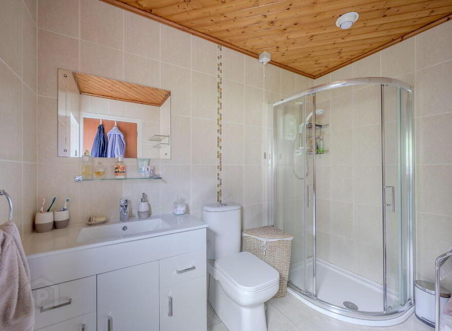 11 Strathleven Park, Holywood, BT18 0NJ