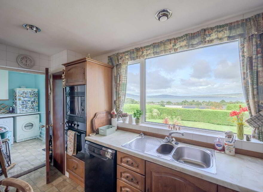 11 Strathleven Park, Holywood, BT18 0NJ