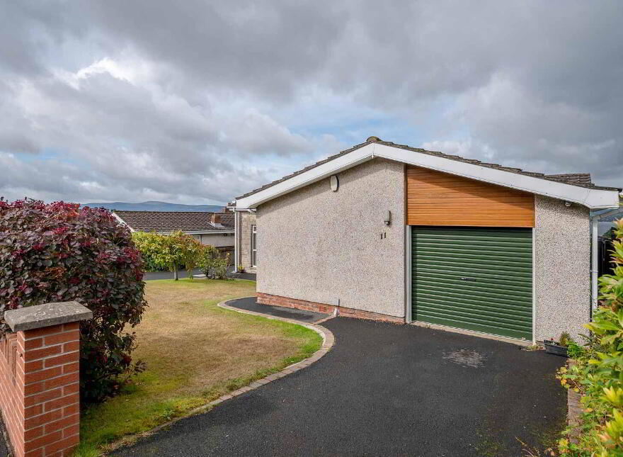 11 Strathleven Park, Holywood, BT18 0NJ
