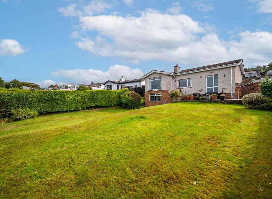 11 Strathleven Park, Holywood, BT18 0NJ
