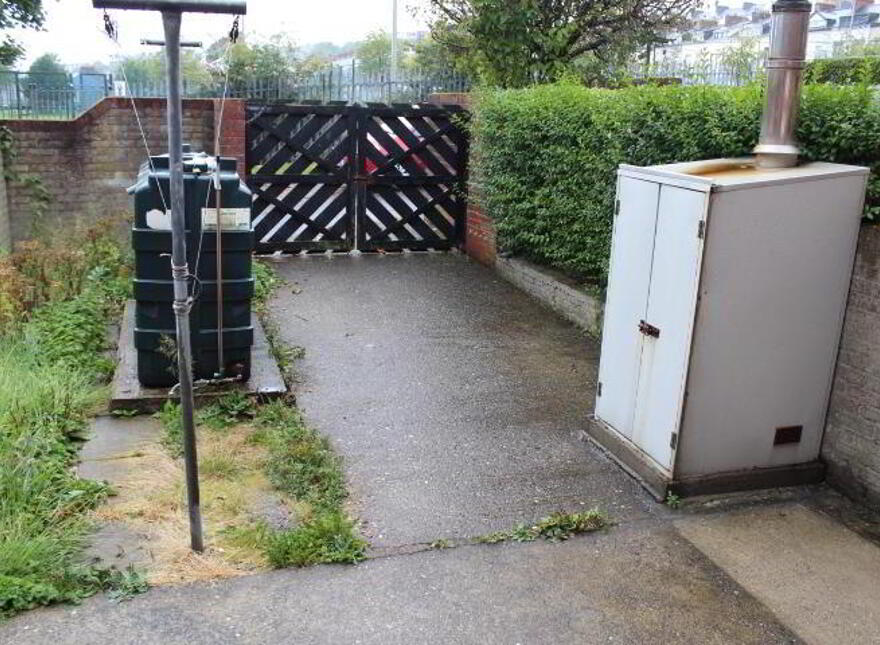 16 Creggan Street, Derry, BT48 9AP
