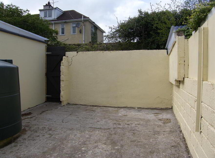 27 Demesne Avenue, Creggan, Derry, BT48 9QD