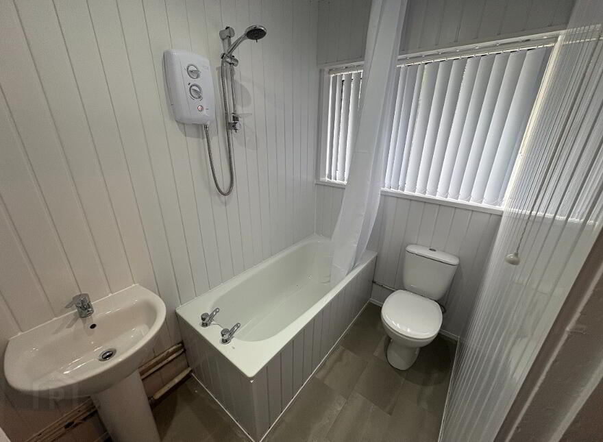 351 Holywood Road, Belfast, BT4 2LR