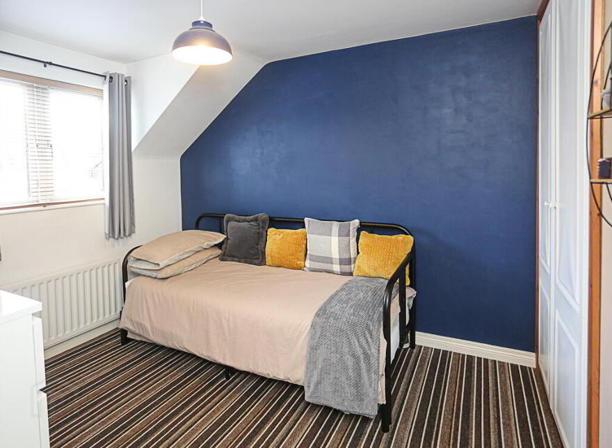 3 Jubilee Cottages, Bangor, BT19 1FJ