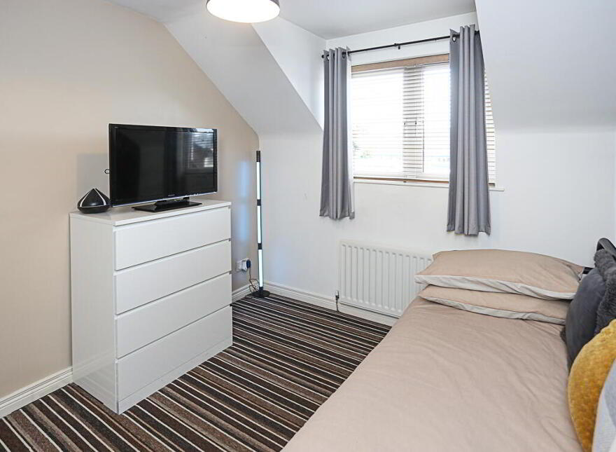 3 Jubilee Cottages, Bangor, BT19 1FJ
