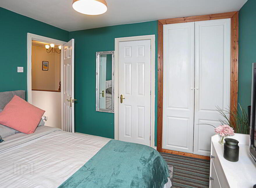 3 Jubilee Cottages, Bangor, BT19 1FJ