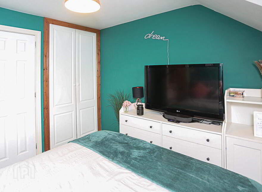 3 Jubilee Cottages, Bangor, BT19 1FJ