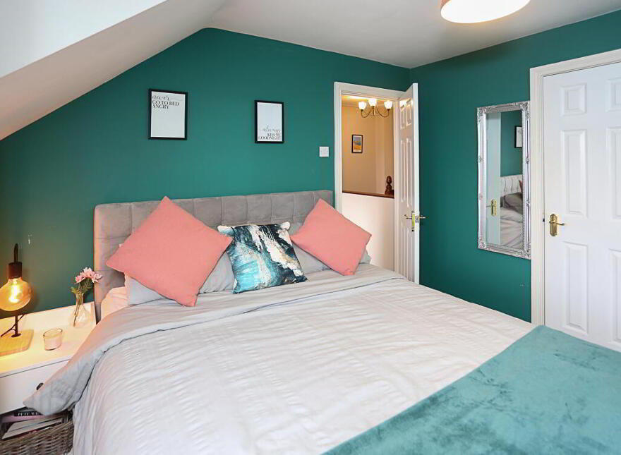 3 Jubilee Cottages, Bangor, BT19 1FJ