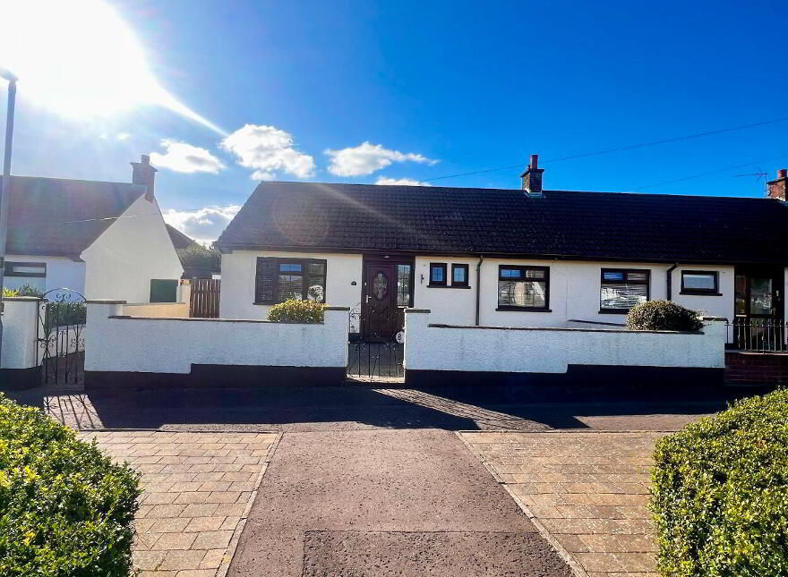 8 Carneal Close, Larne, BT40 2EZ