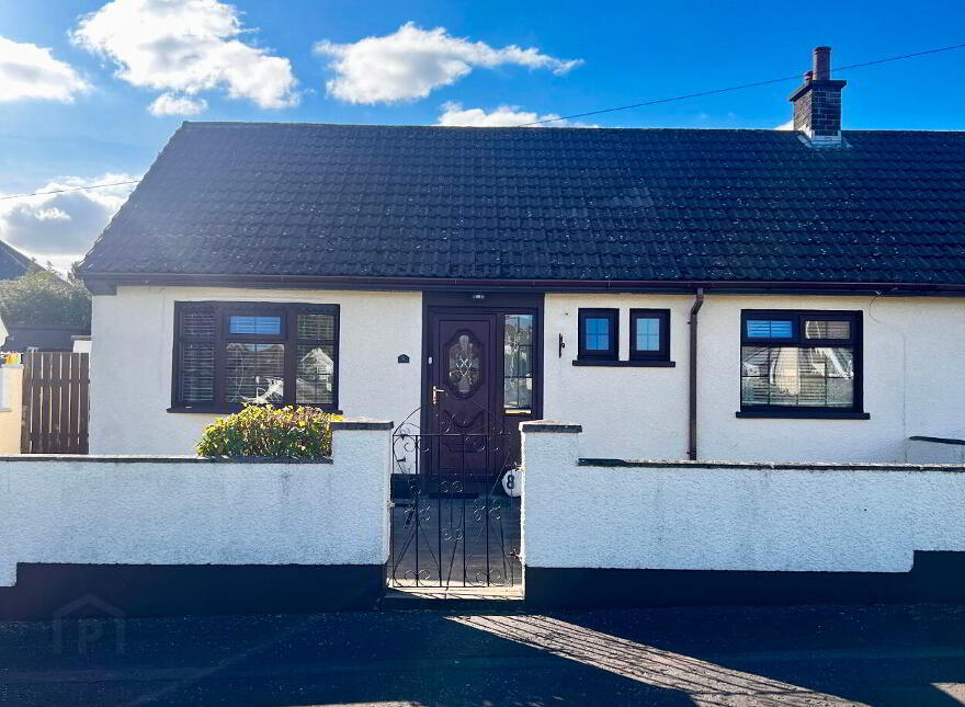 8 Carneal Close, Larne, BT40 2EZ