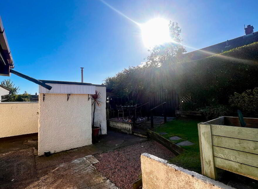8 Carneal Close, Larne, BT40 2EZ