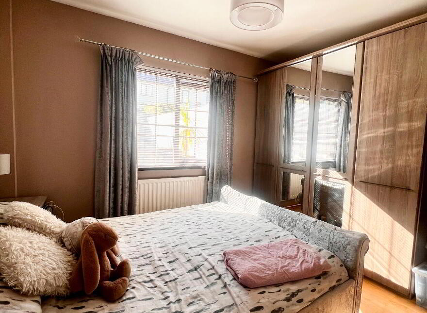 8 Carneal Close, Larne, BT40 2EZ