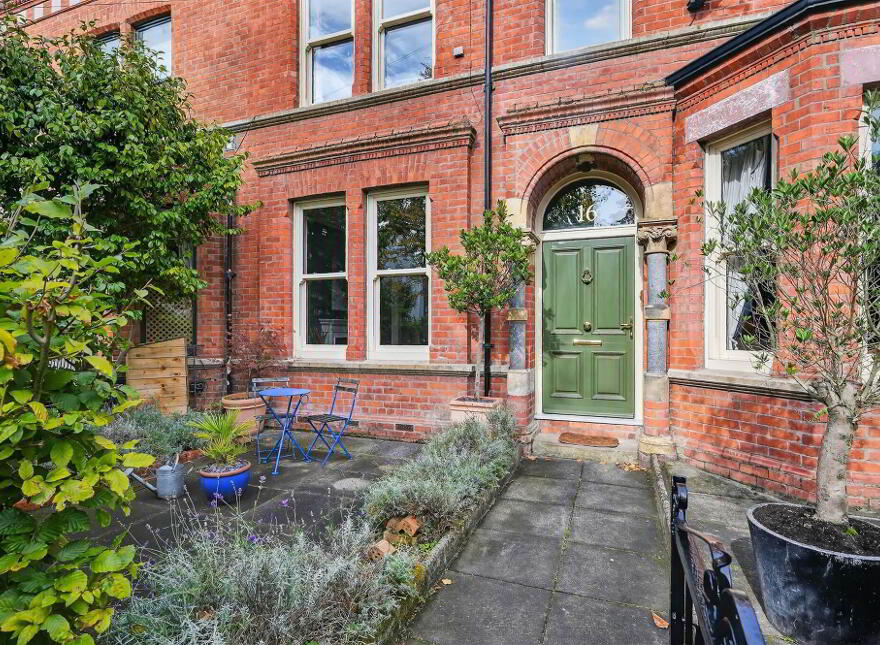 16 St Judes Avenue, Belfast, BT7 2GZ
