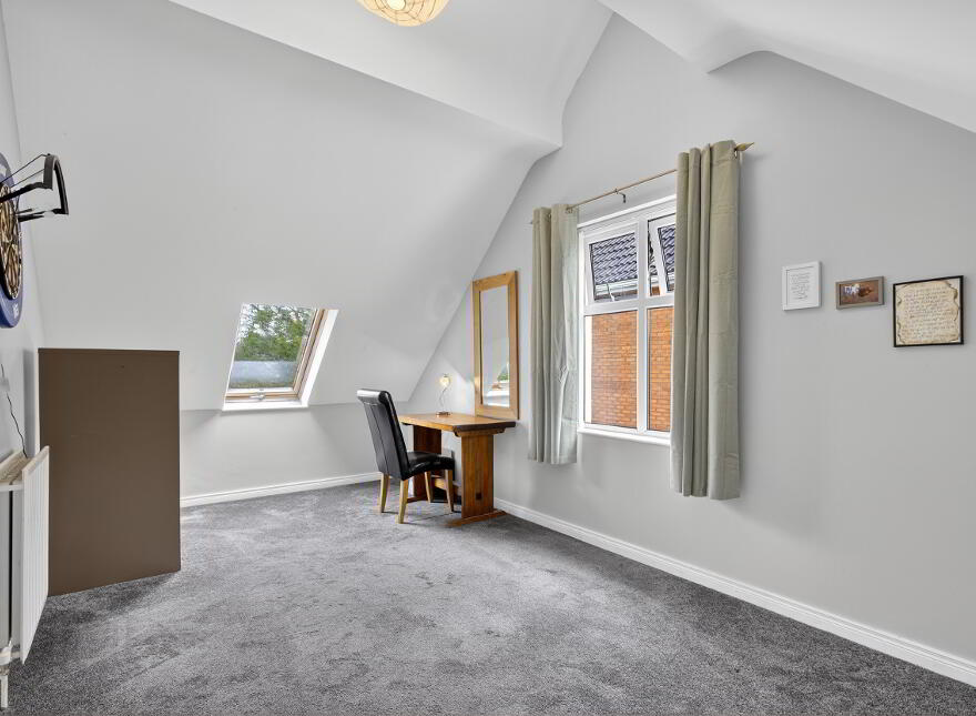 24 Tullymore Dale, Broughshane, Ballymena, BT43 7TD