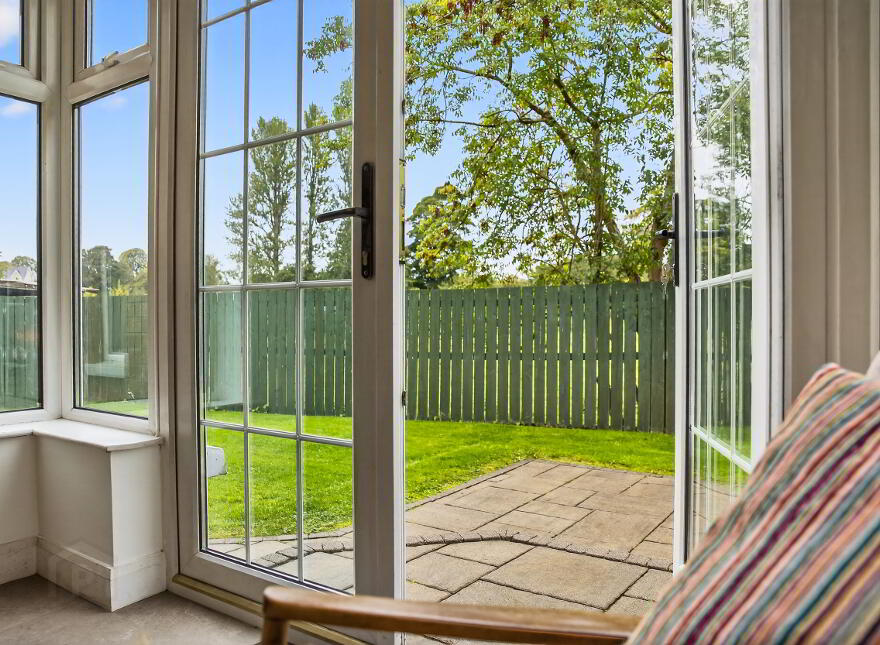 24 Tullymore Dale, Broughshane, Ballymena, BT43 7TD