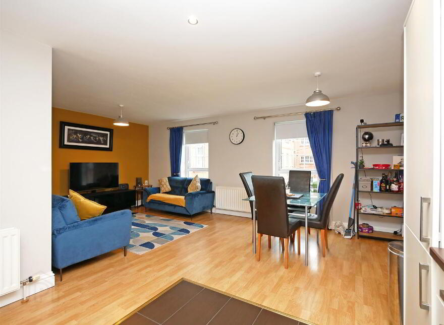 2g The Demesne, Carryduff, Belfast, BT8 8GW