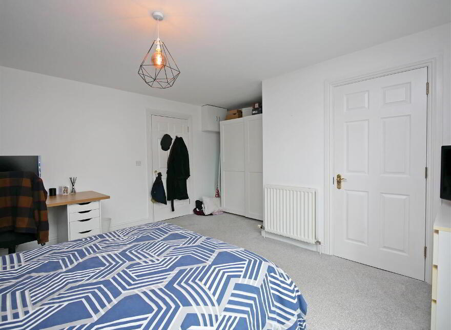 2g The Demesne, Carryduff, Belfast, BT8 8GW
