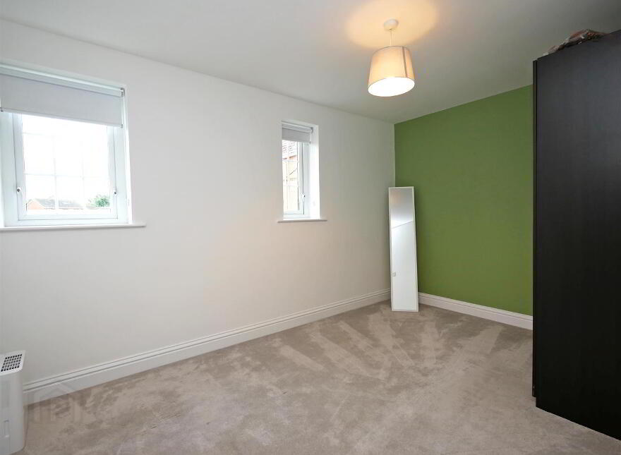 2g The Demesne, Carryduff, Belfast, BT8 8GW
