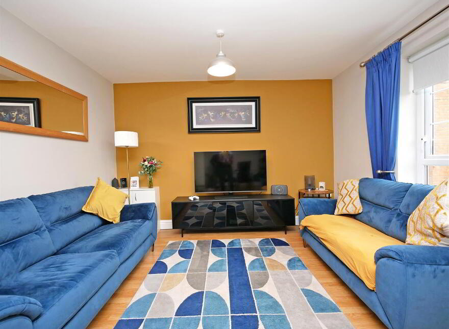 2g The Demesne, Carryduff, Belfast, BT8 8GW