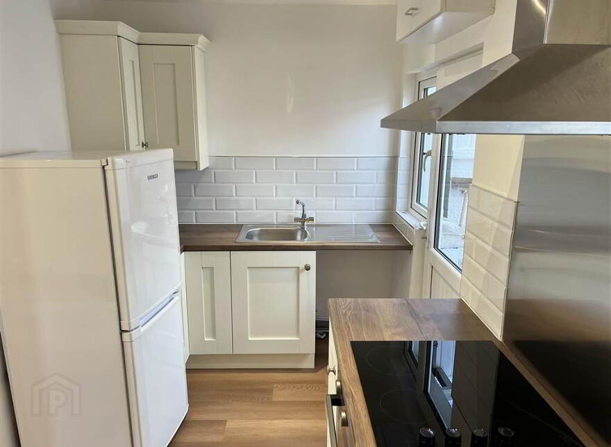 118 Scrabo Road, Newtownards, BT23 4NL