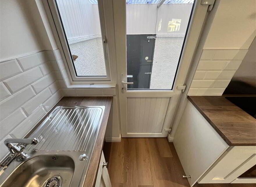 118 Scrabo Road, Newtownards, BT23 4NL