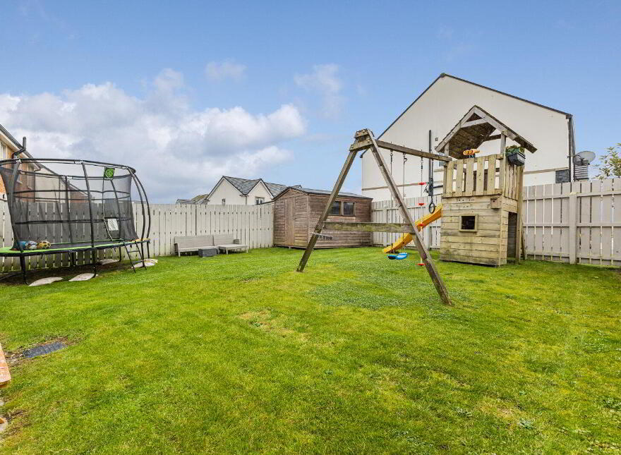 38 Rocklyn Crescent, Donaghadee, BT21 0FY